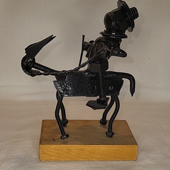 Artistic Black Metal Horse Figurine Don Quixote Metal Nuts & Bolts - Picture 1 of 9